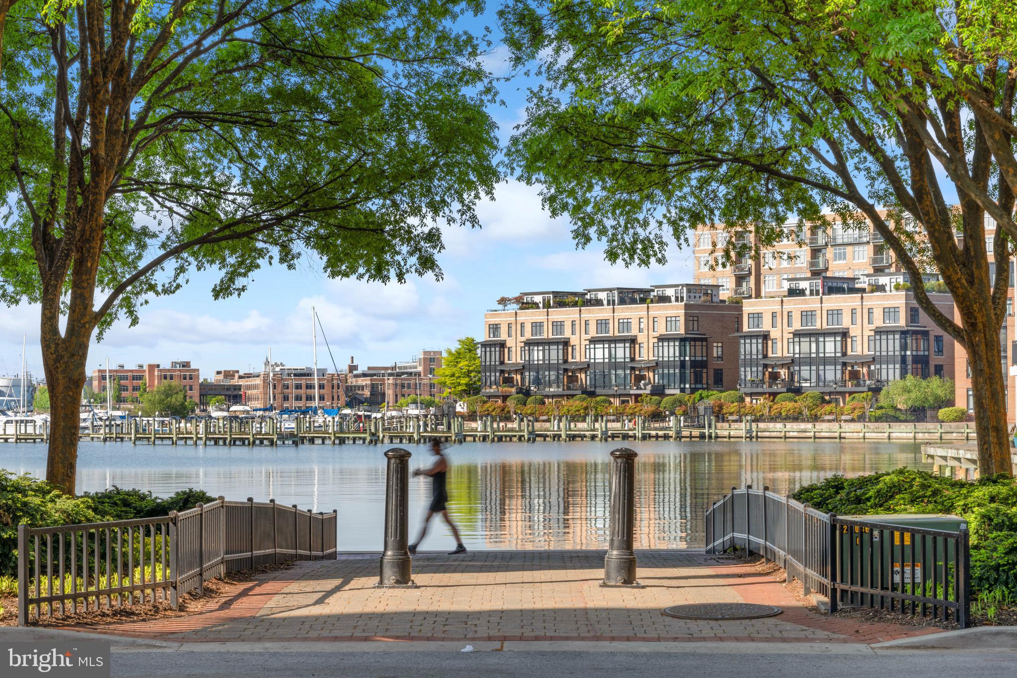 NORTH SHORE - Residential