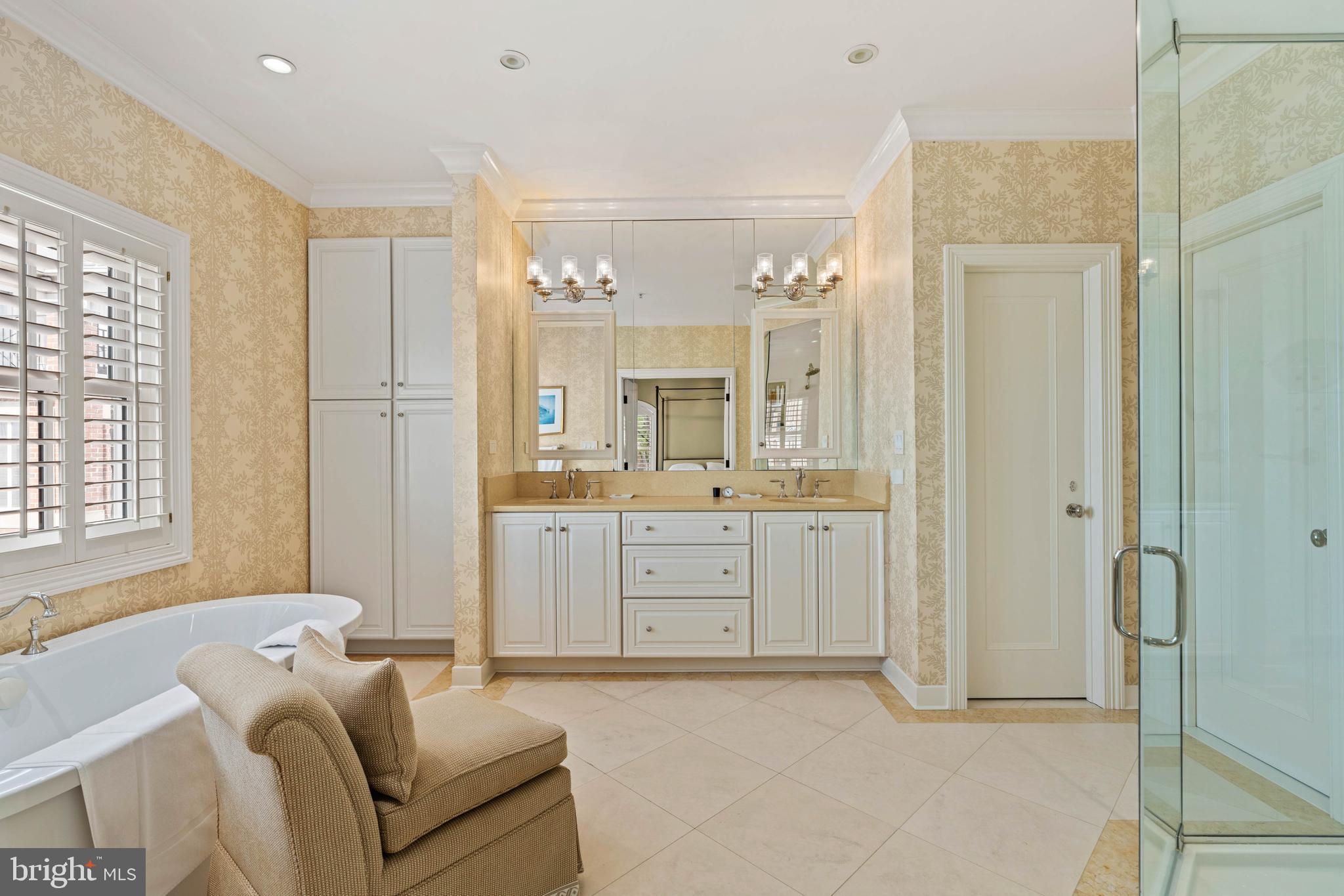 NORTH SHORE - Residential