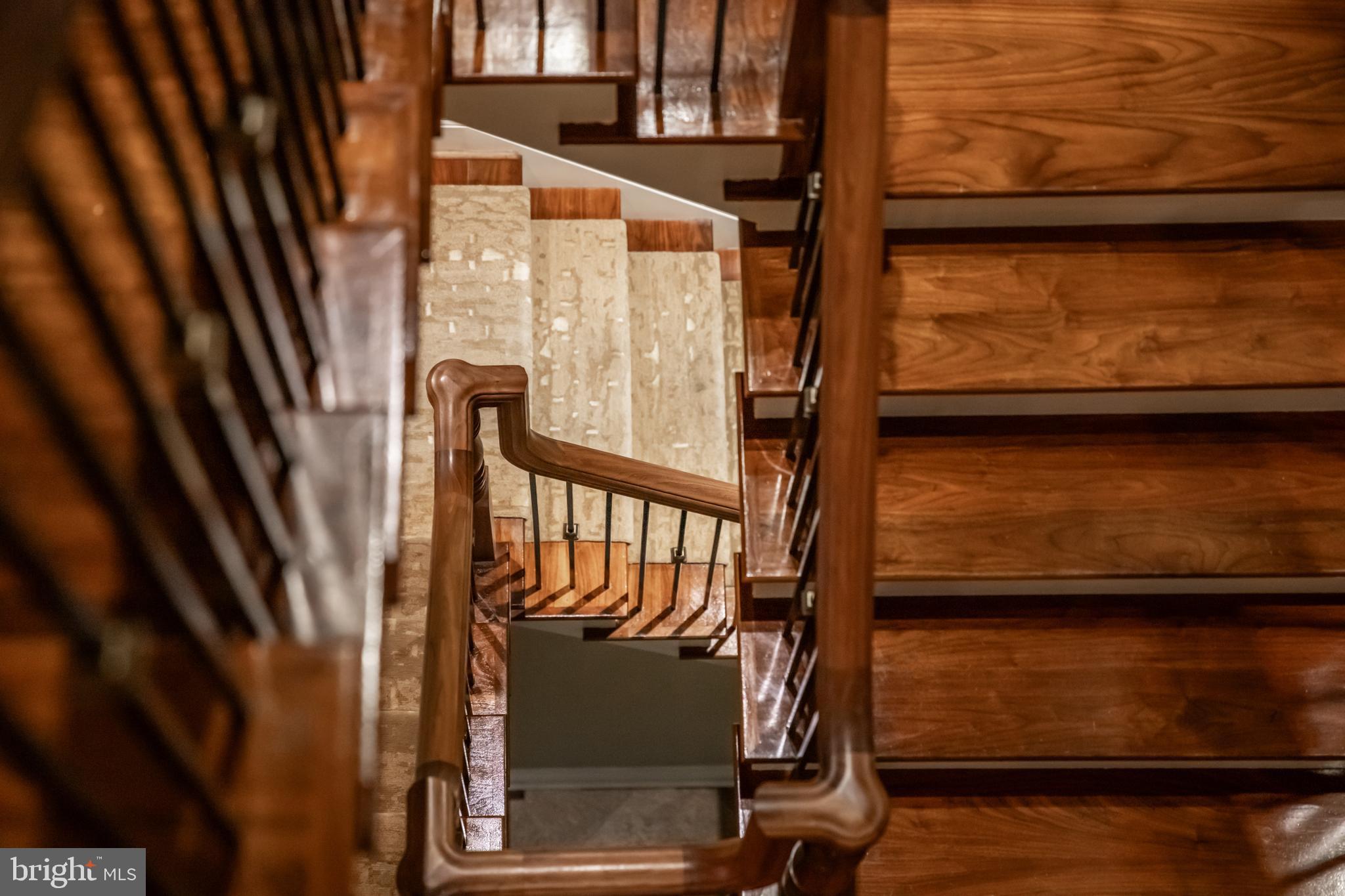 NORTH SHORE - Residential