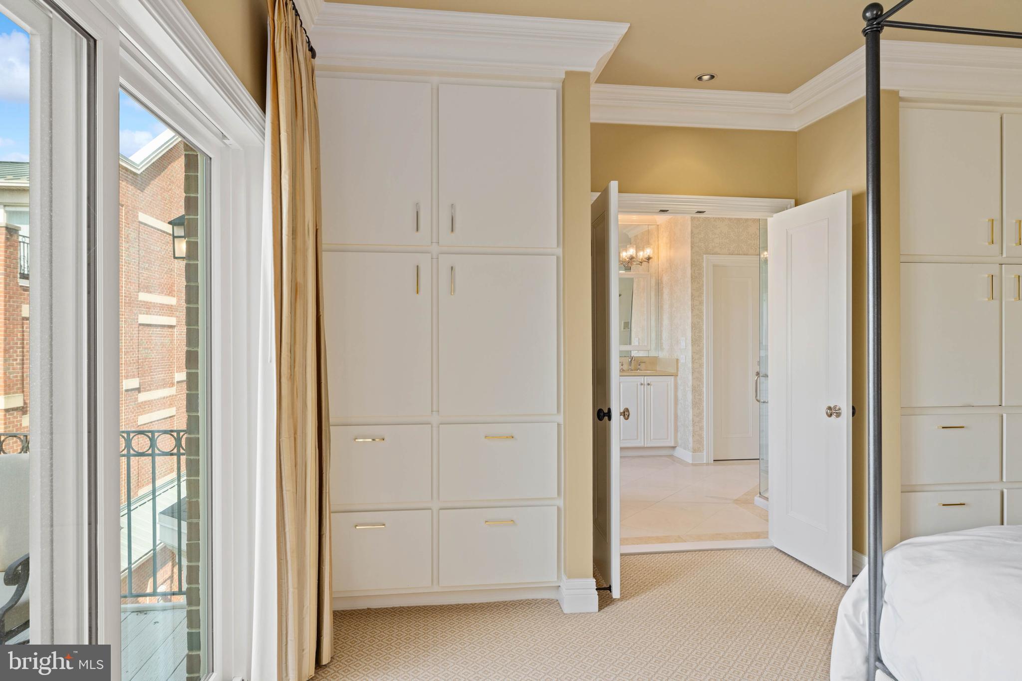 NORTH SHORE - Residential