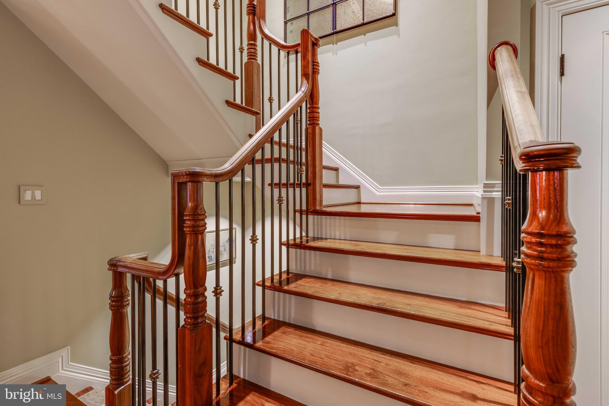 NORTH SHORE - Residential