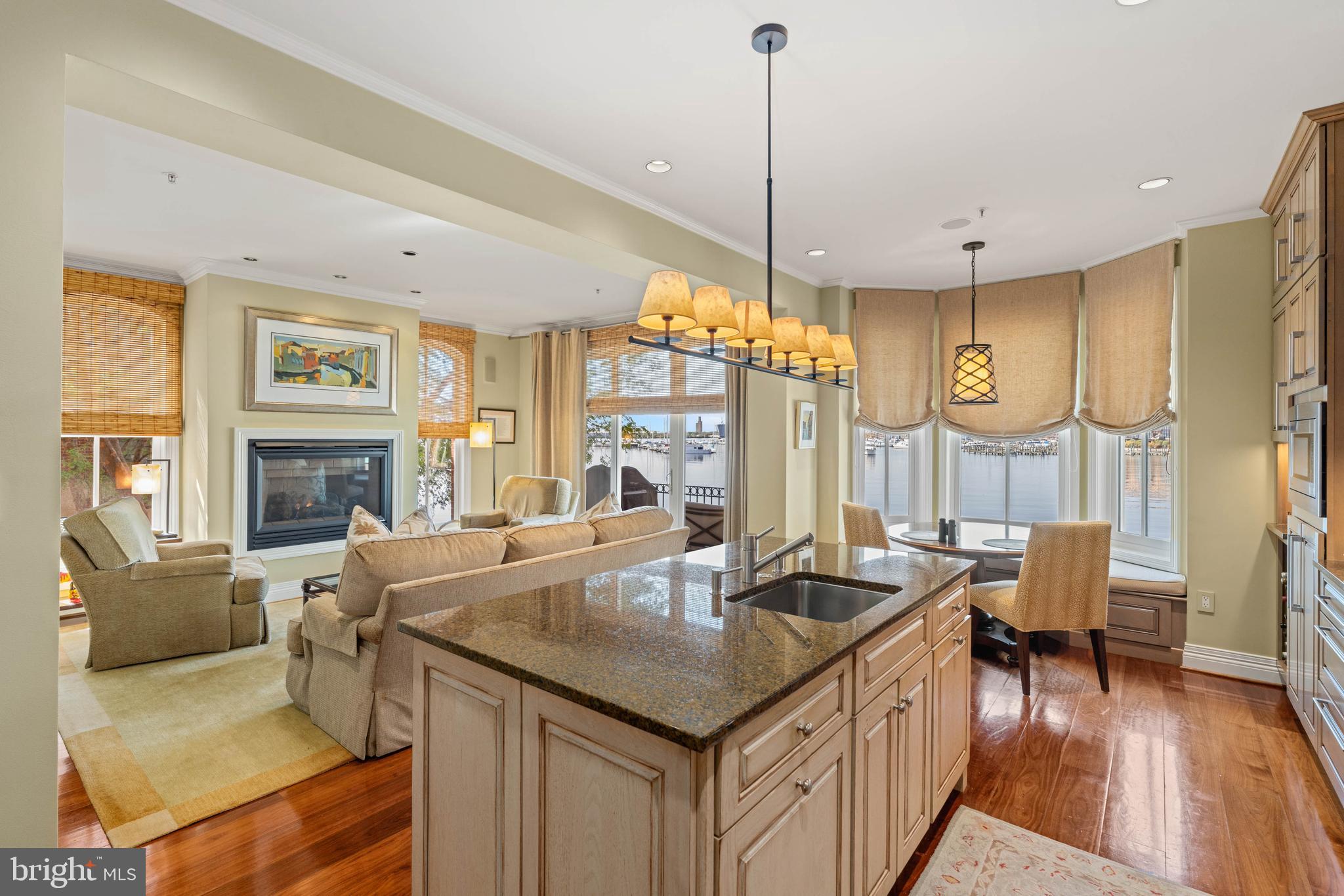 NORTH SHORE - Residential