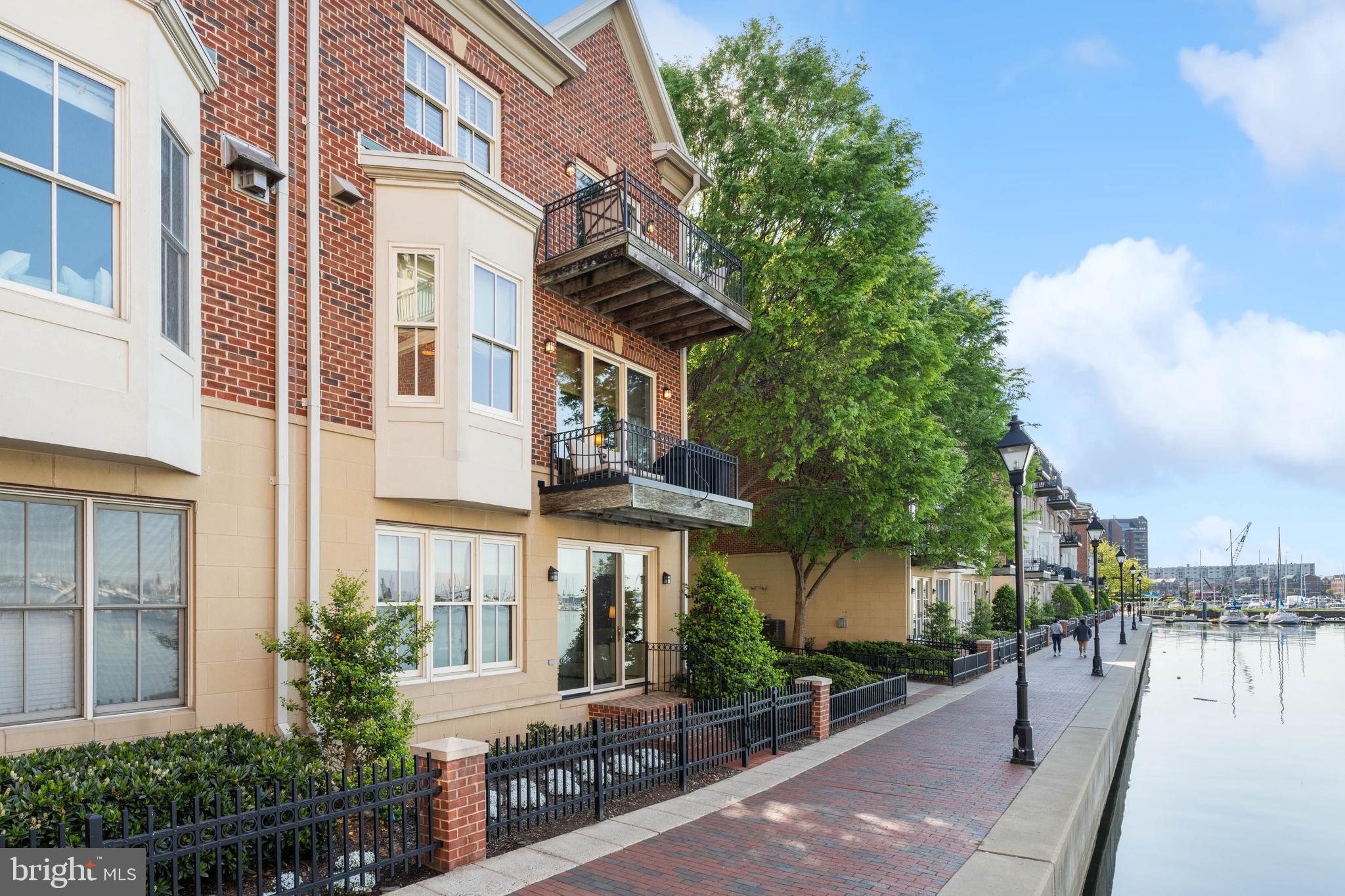 NORTH SHORE - Residential