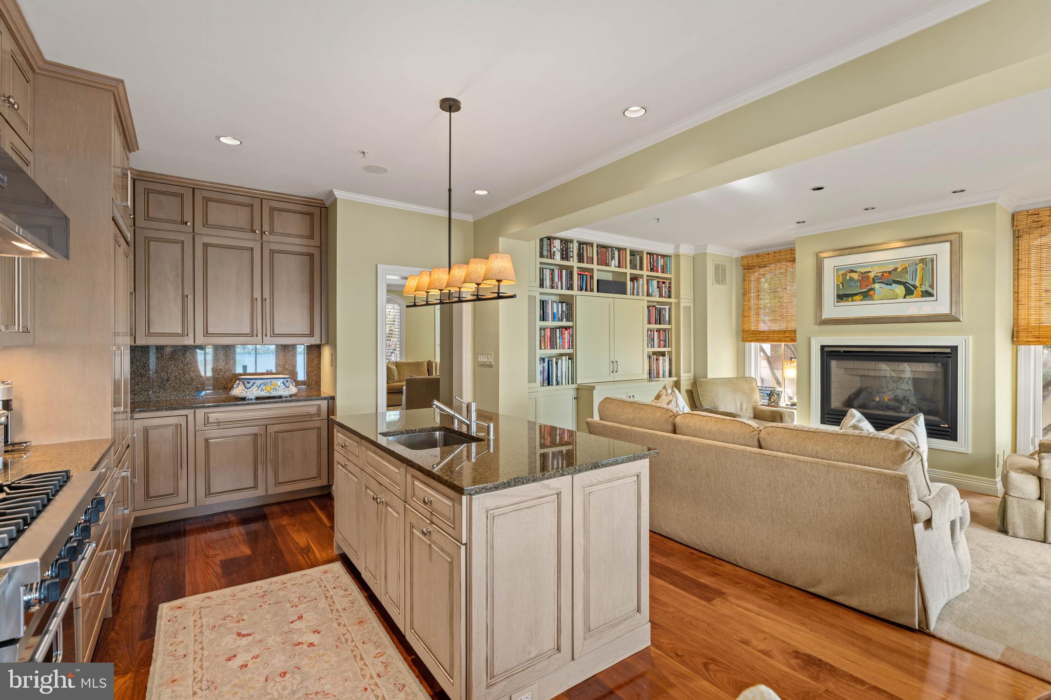 NORTH SHORE - Residential