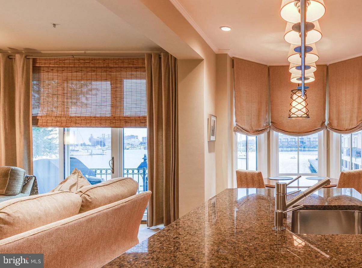 NORTH SHORE - Residential