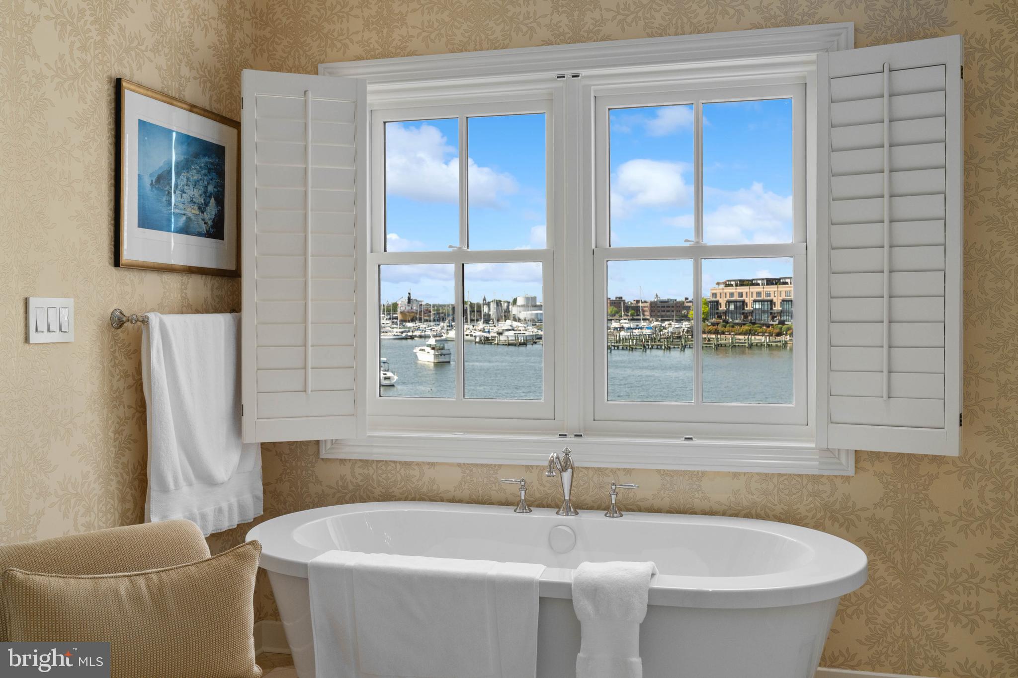 NORTH SHORE - Residential
