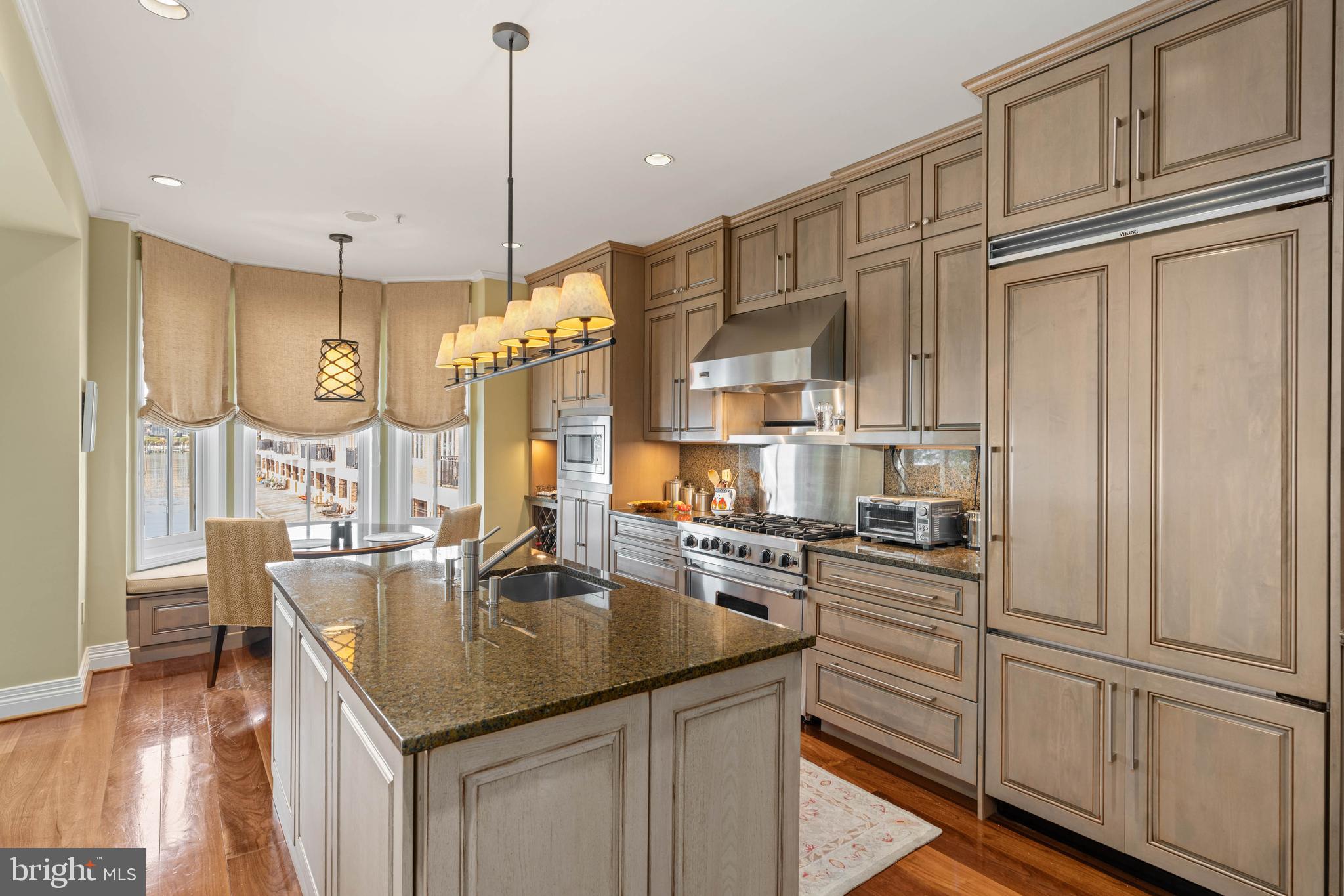 NORTH SHORE - Residential