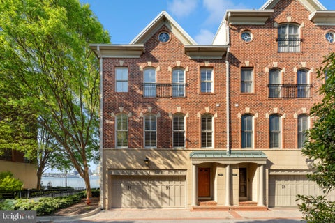 Townhouse For Sale - 2325 Boston Street #2<br/> BALTIMORE, MD 21224