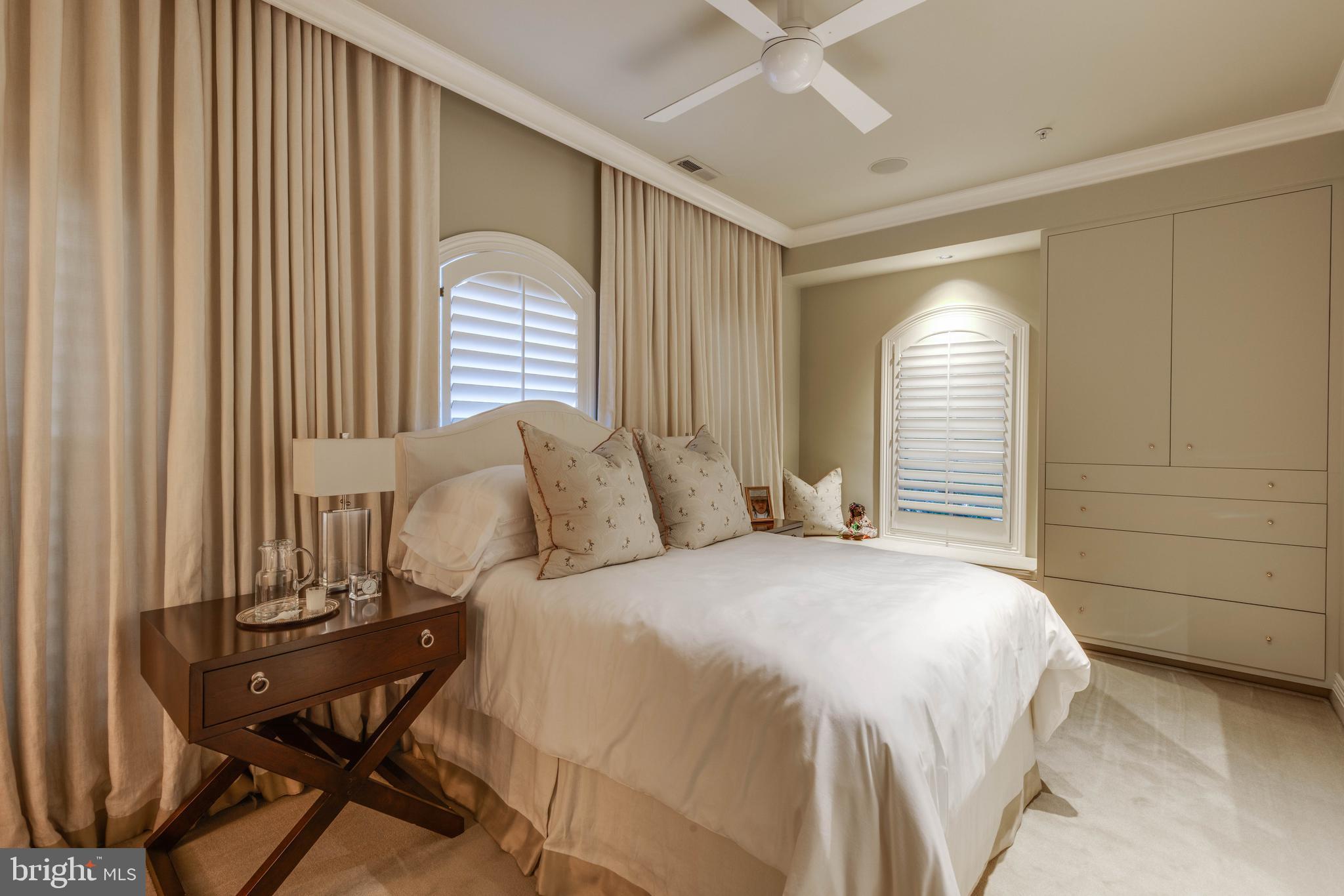 NORTH SHORE - Residential