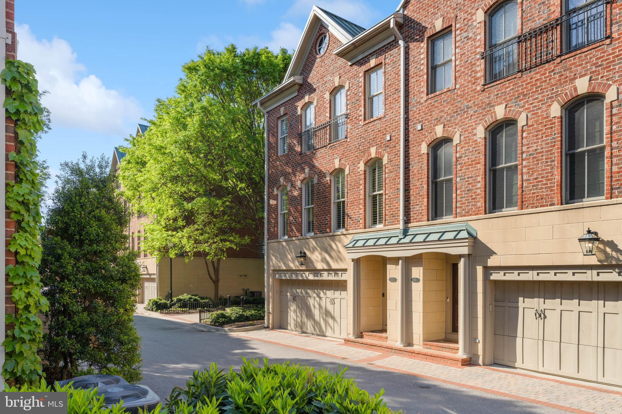 NORTH SHORE - Residential