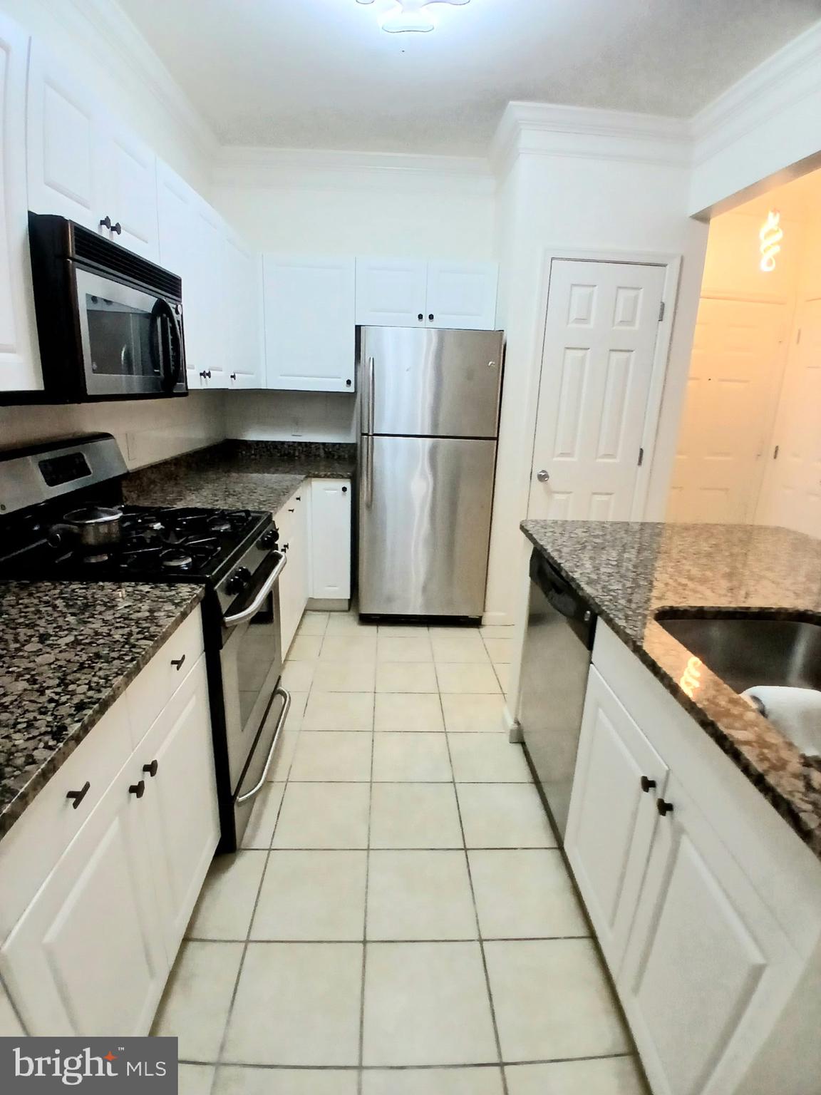 17 GRANITE PLACE 193