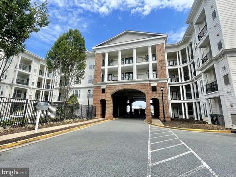 Condo For Sale - 17 Granite Place #193<br/> GAITHERSBURG, MD 20878