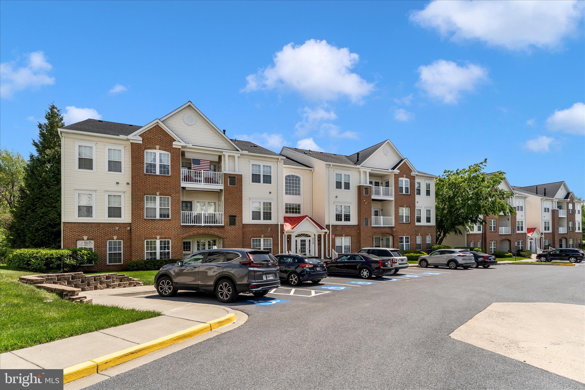 SPRING RIDGE - Residential
