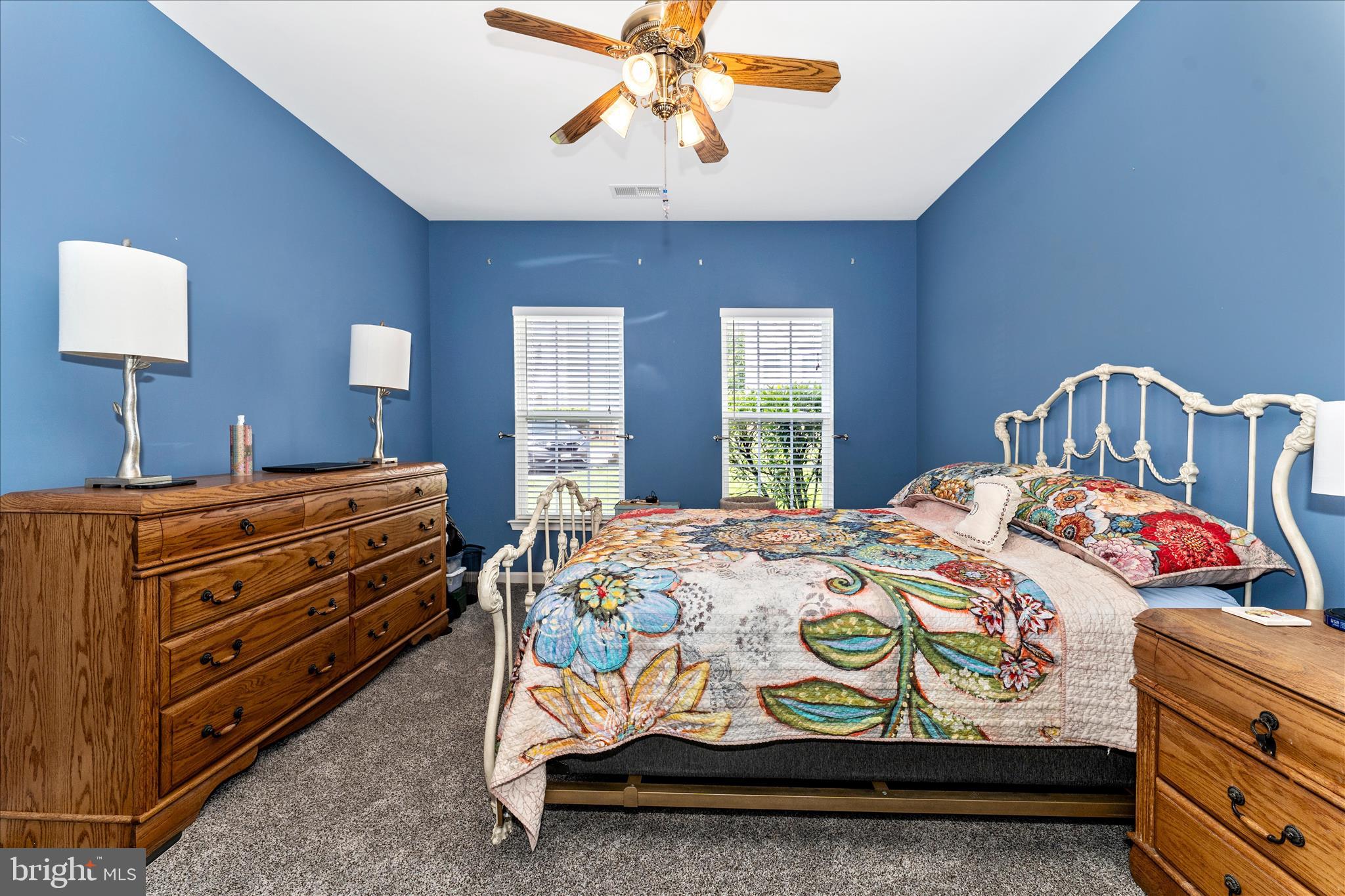SPRING RIDGE - Residential