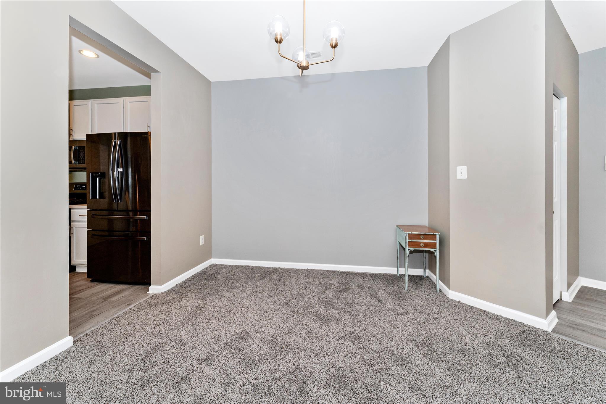 SPRING RIDGE - Residential