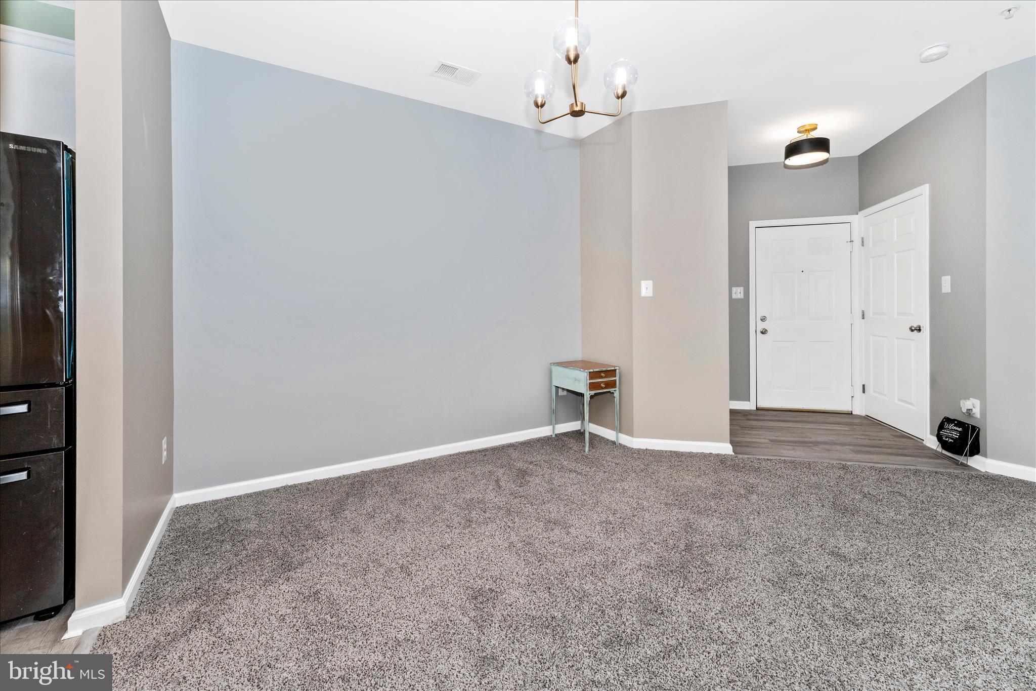 SPRING RIDGE - Residential