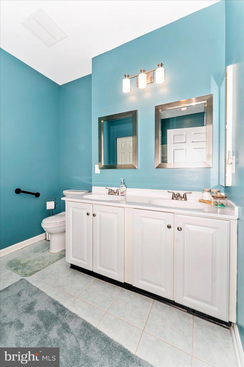 SPRING RIDGE - Residential