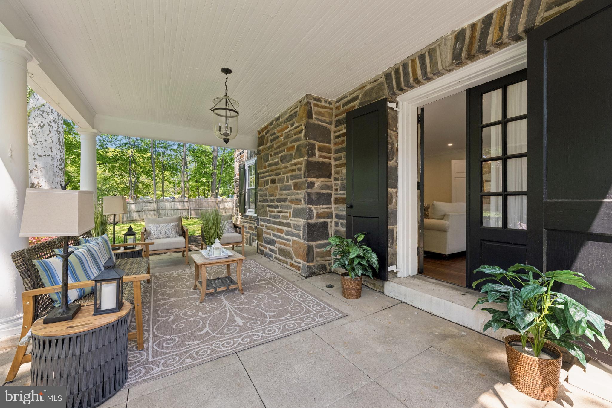 WYNNEWOOD - Residential