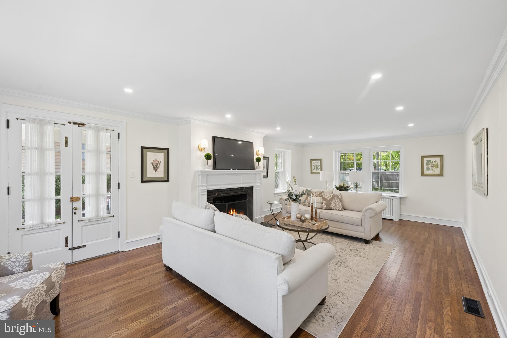 WYNNEWOOD - Residential