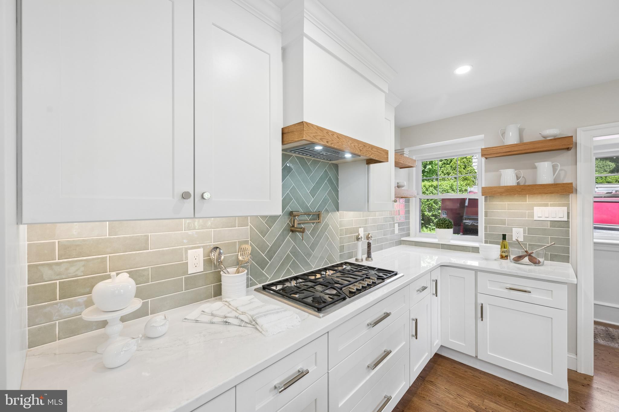 WYNNEWOOD - Residential