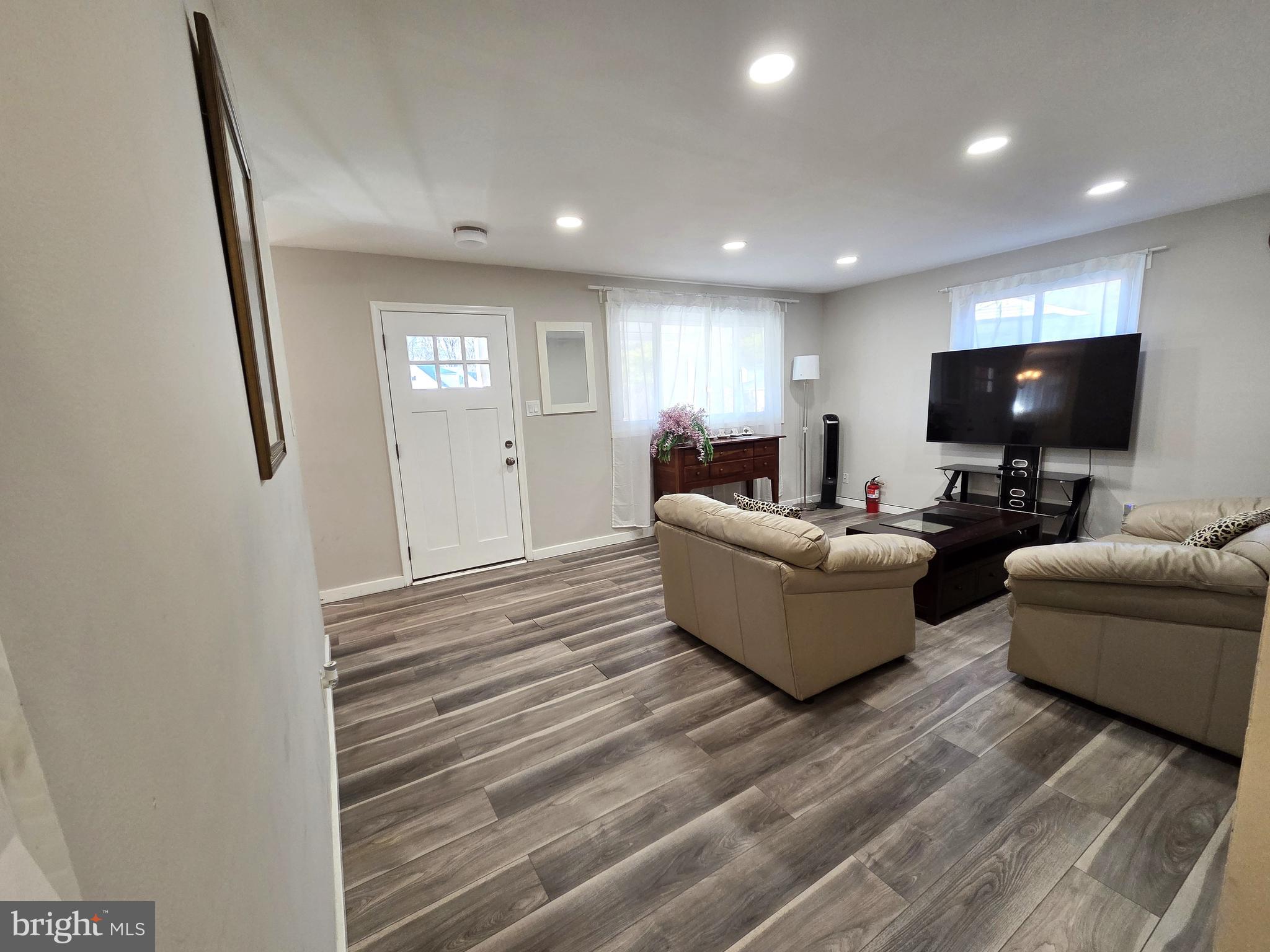 ROSEDALE TERRACE - Residential