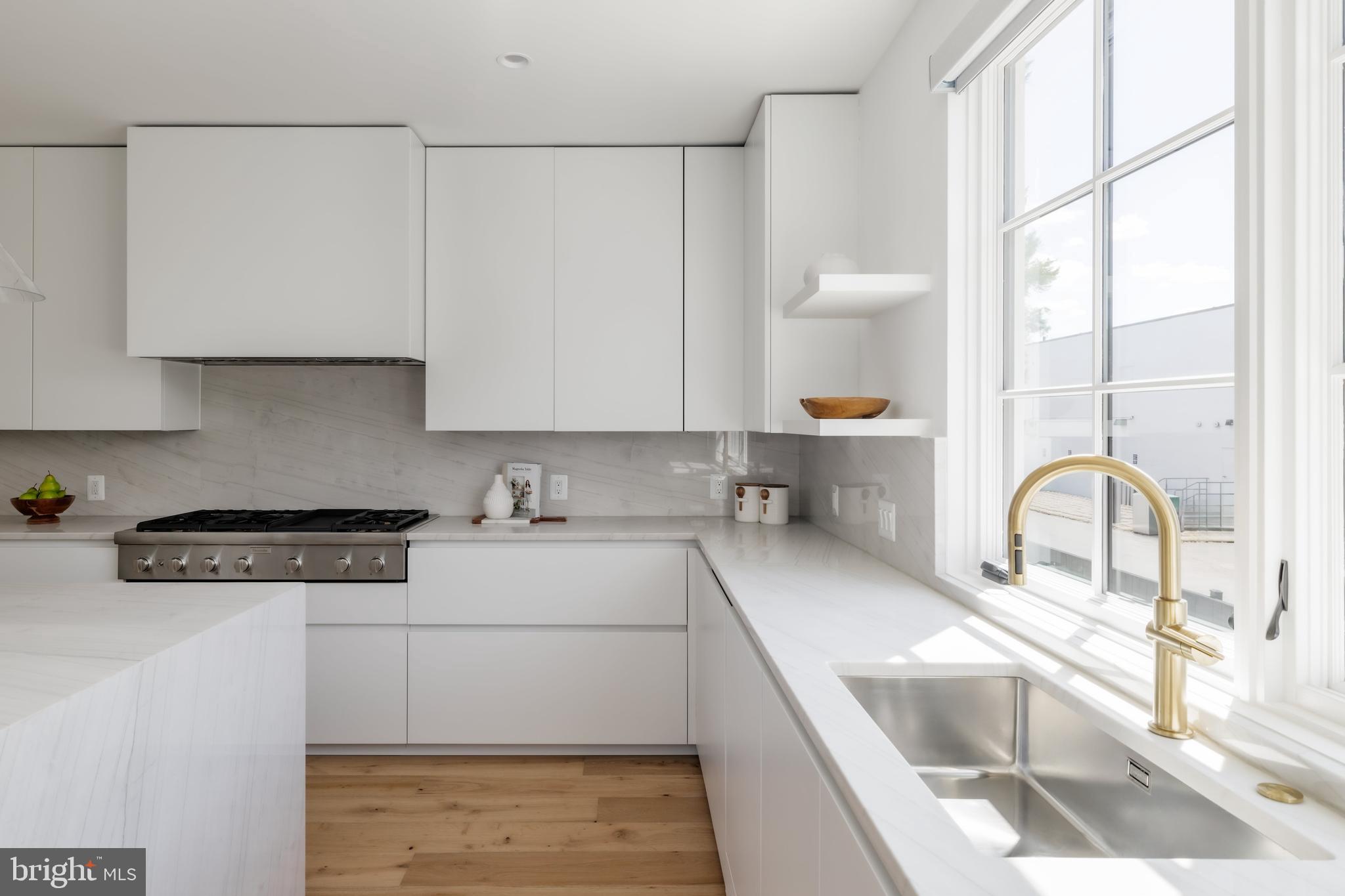 CHEVY CHASE - Residential