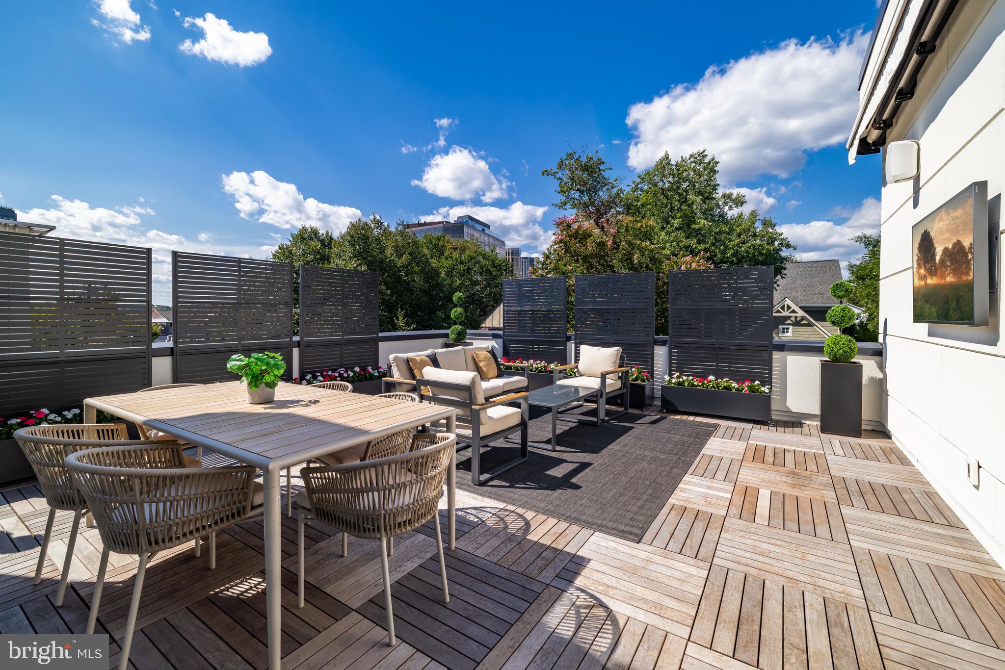 CHEVY CHASE - Residential