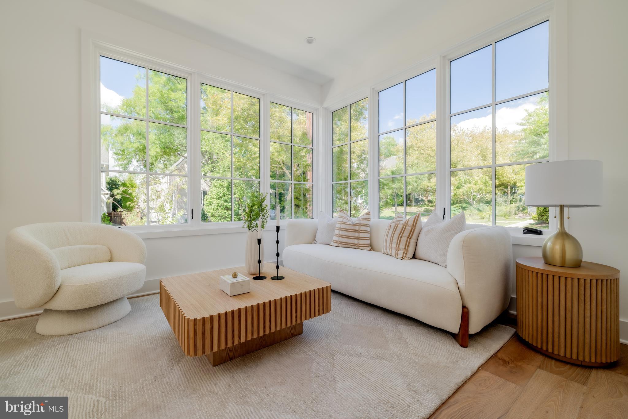 CHEVY CHASE - Residential