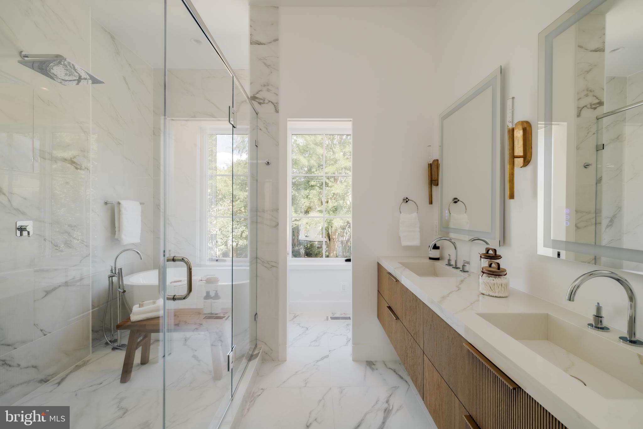 CHEVY CHASE - Residential