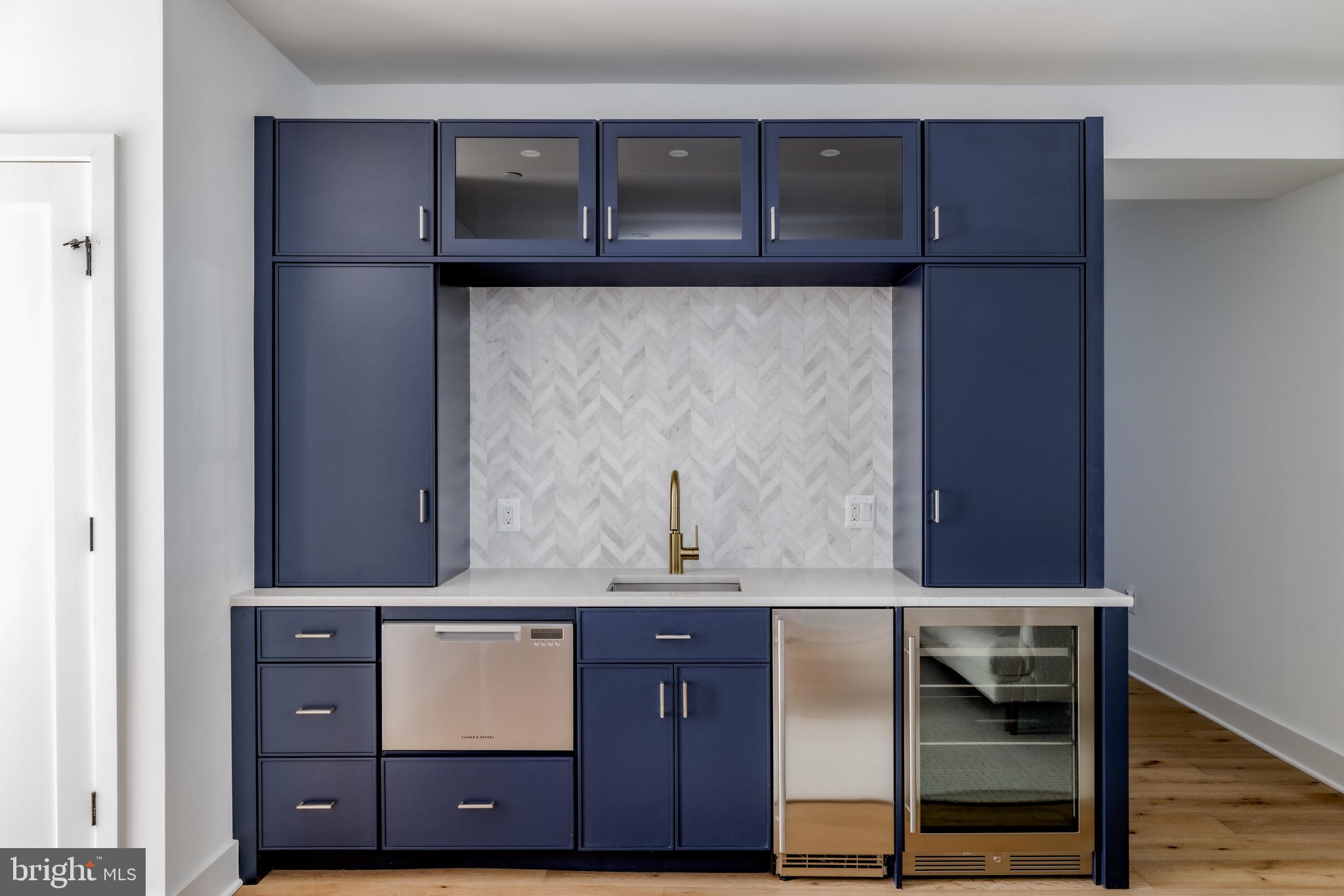 CHEVY CHASE - Residential