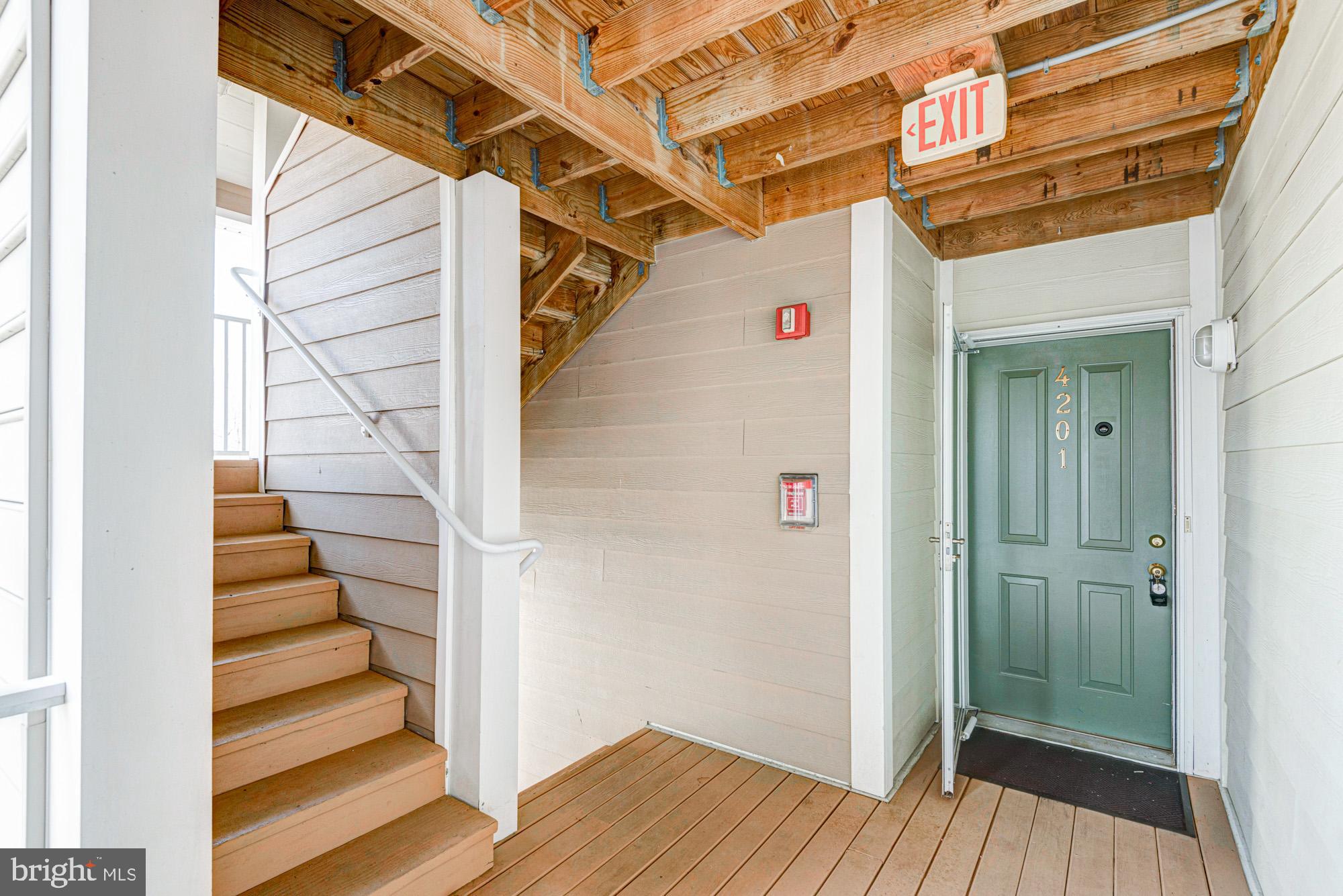 CONGRESSIONAL VILLAG - Residential