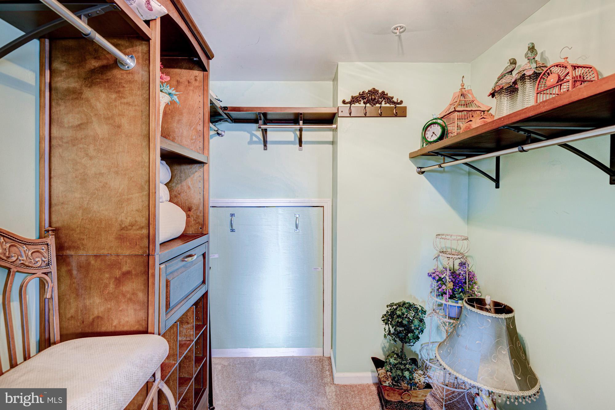 CONGRESSIONAL VILLAG - Residential