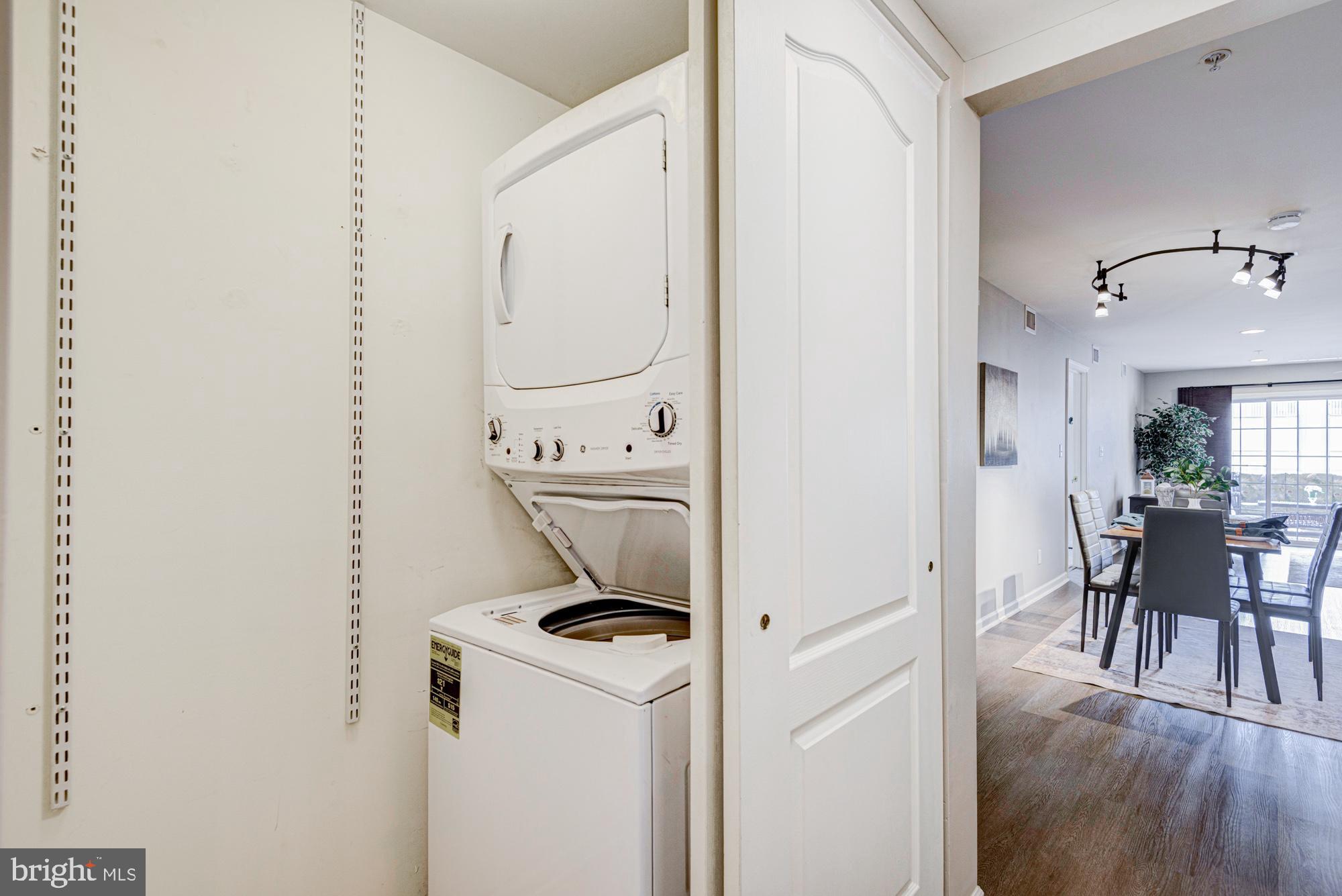 CONGRESSIONAL VILLAG - Residential