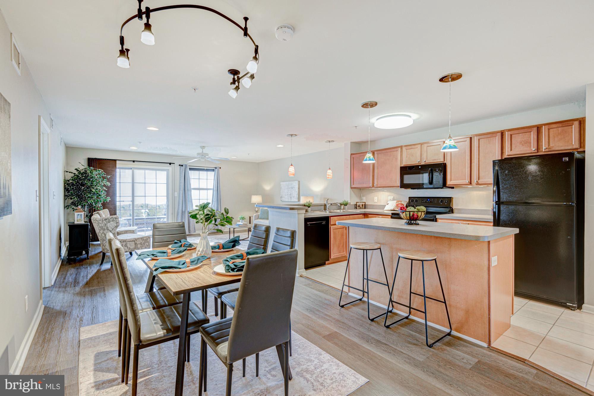 CONGRESSIONAL VILLAG - Residential