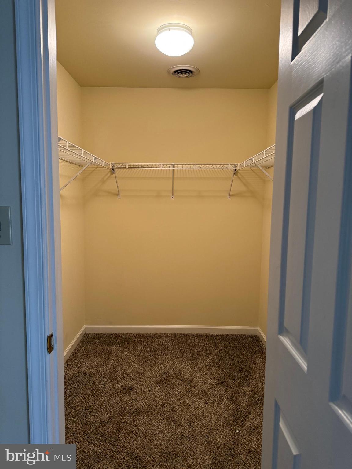 STONE HILL FARMS - Residential Lease