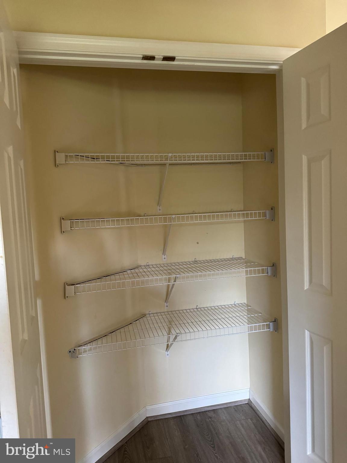 STONE HILL FARMS - Residential Lease