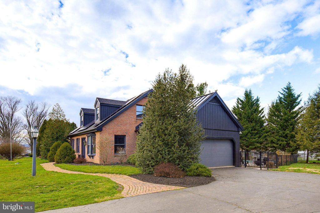 Photo of 3937 Locust Grove Road, COLUMBIA, PA 17512 (MLS # PALA2084686)