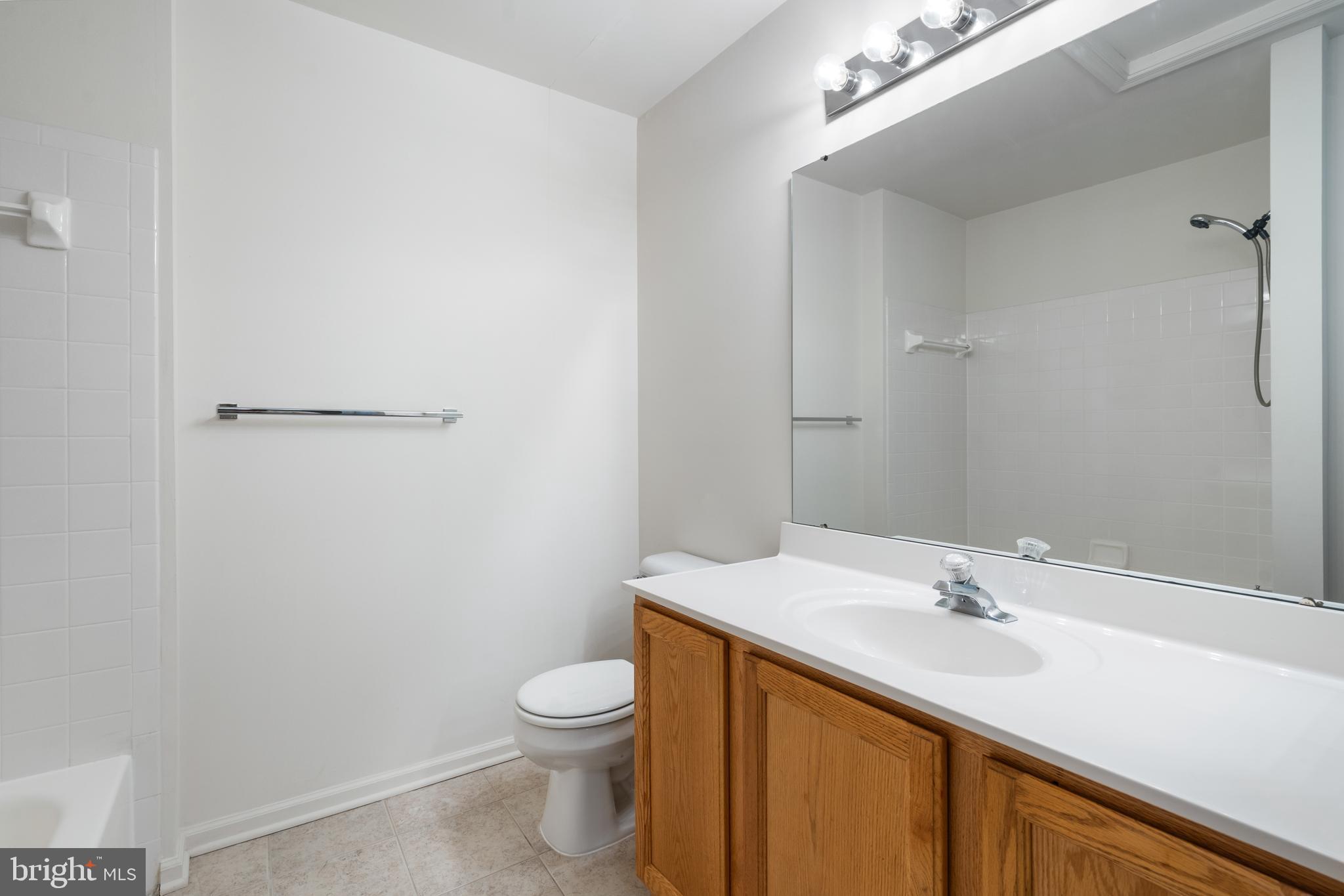 CENTRE RIDGE - Residential