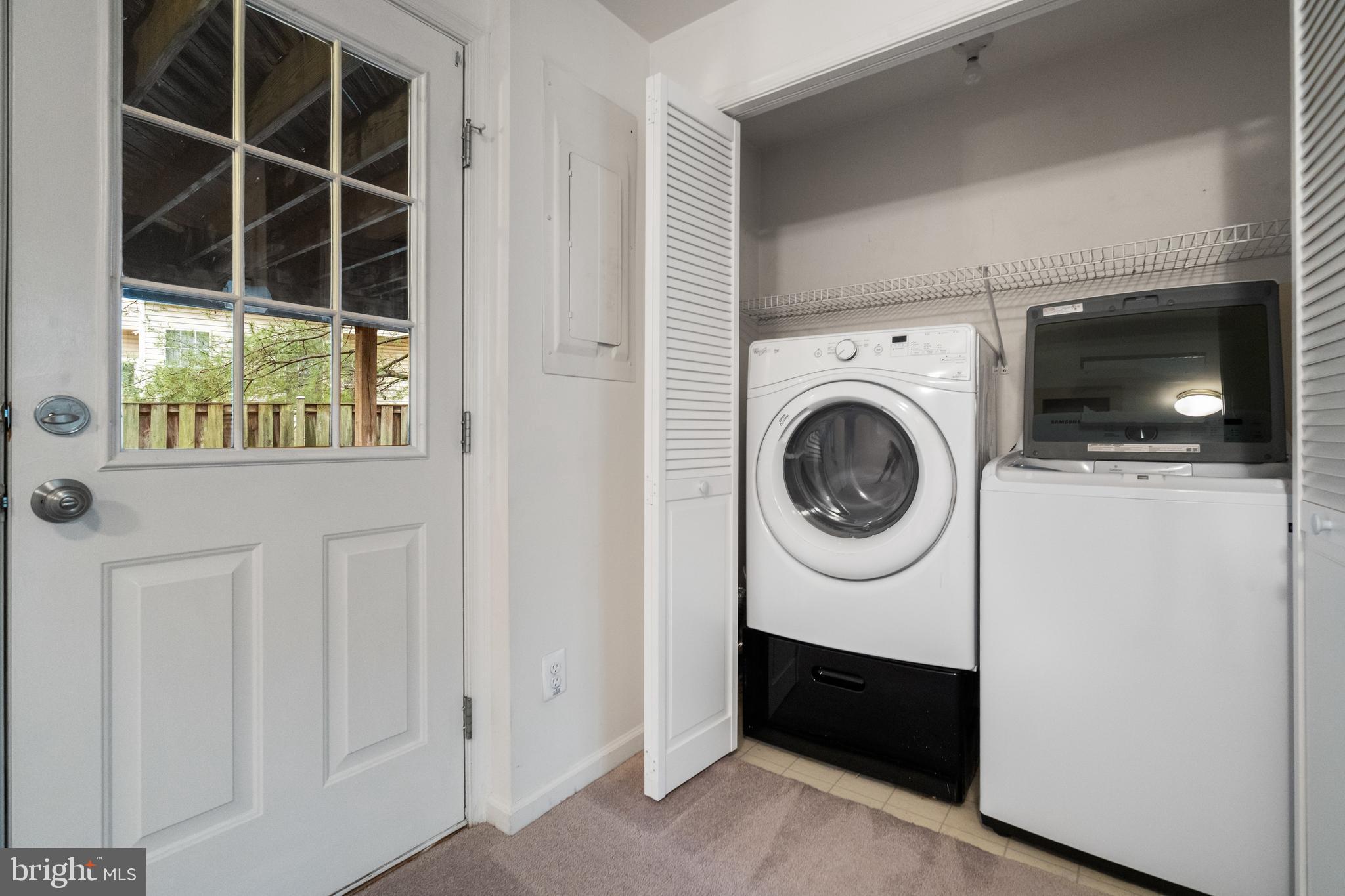 CENTRE RIDGE - Residential