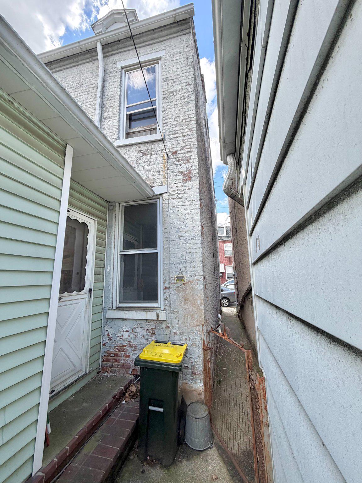 135 OLD DORWART STREET