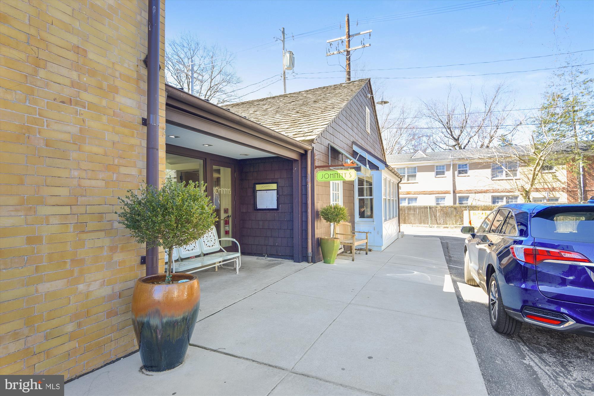 ROLAND PARK - Residential