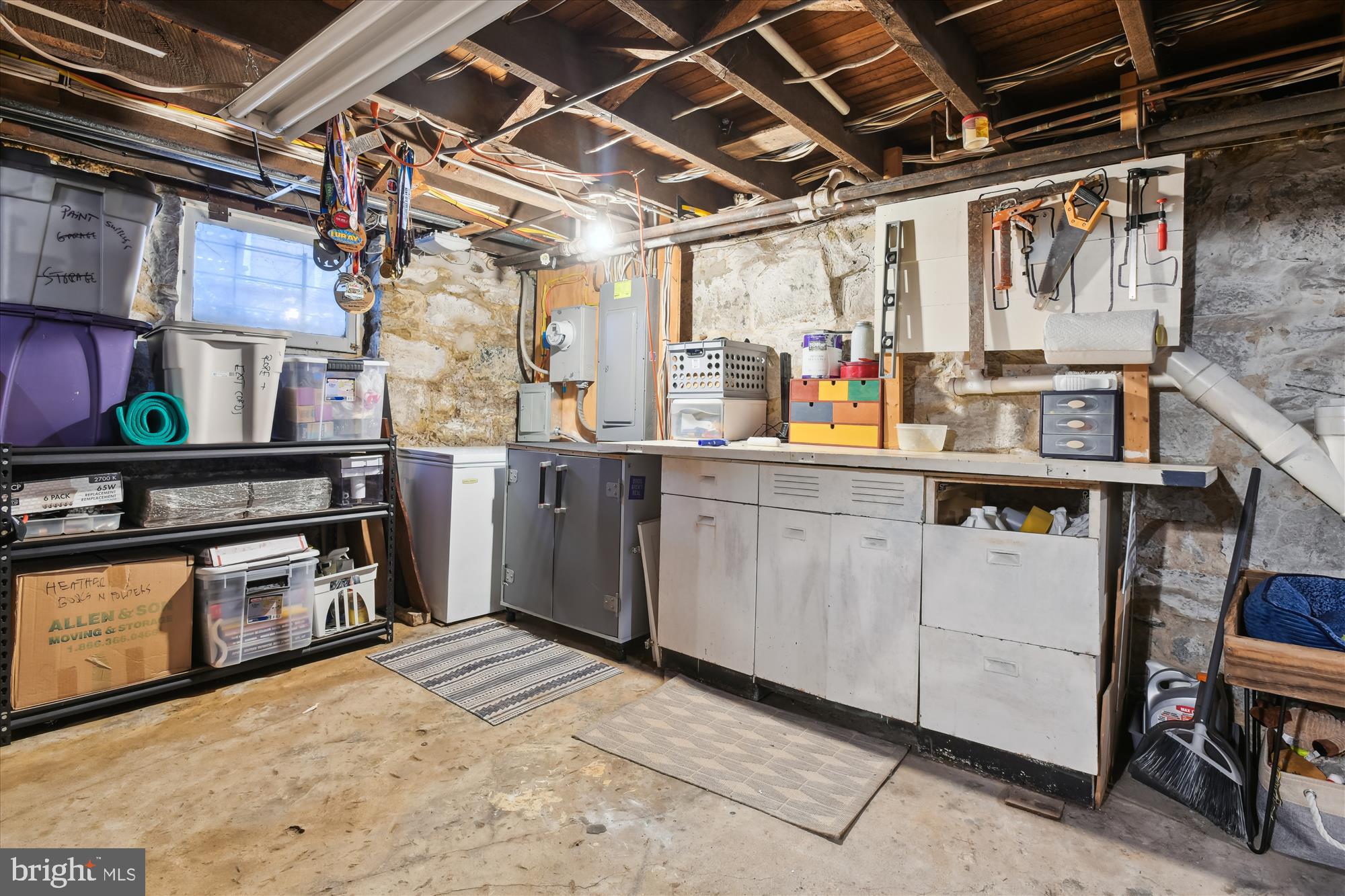 ROLAND PARK - Residential