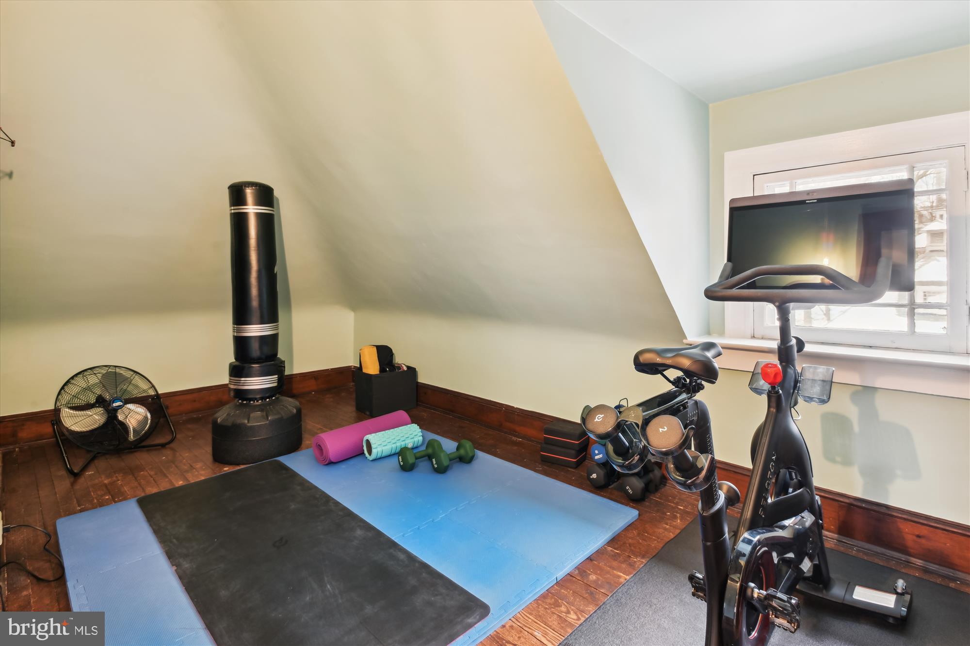 ROLAND PARK - Residential