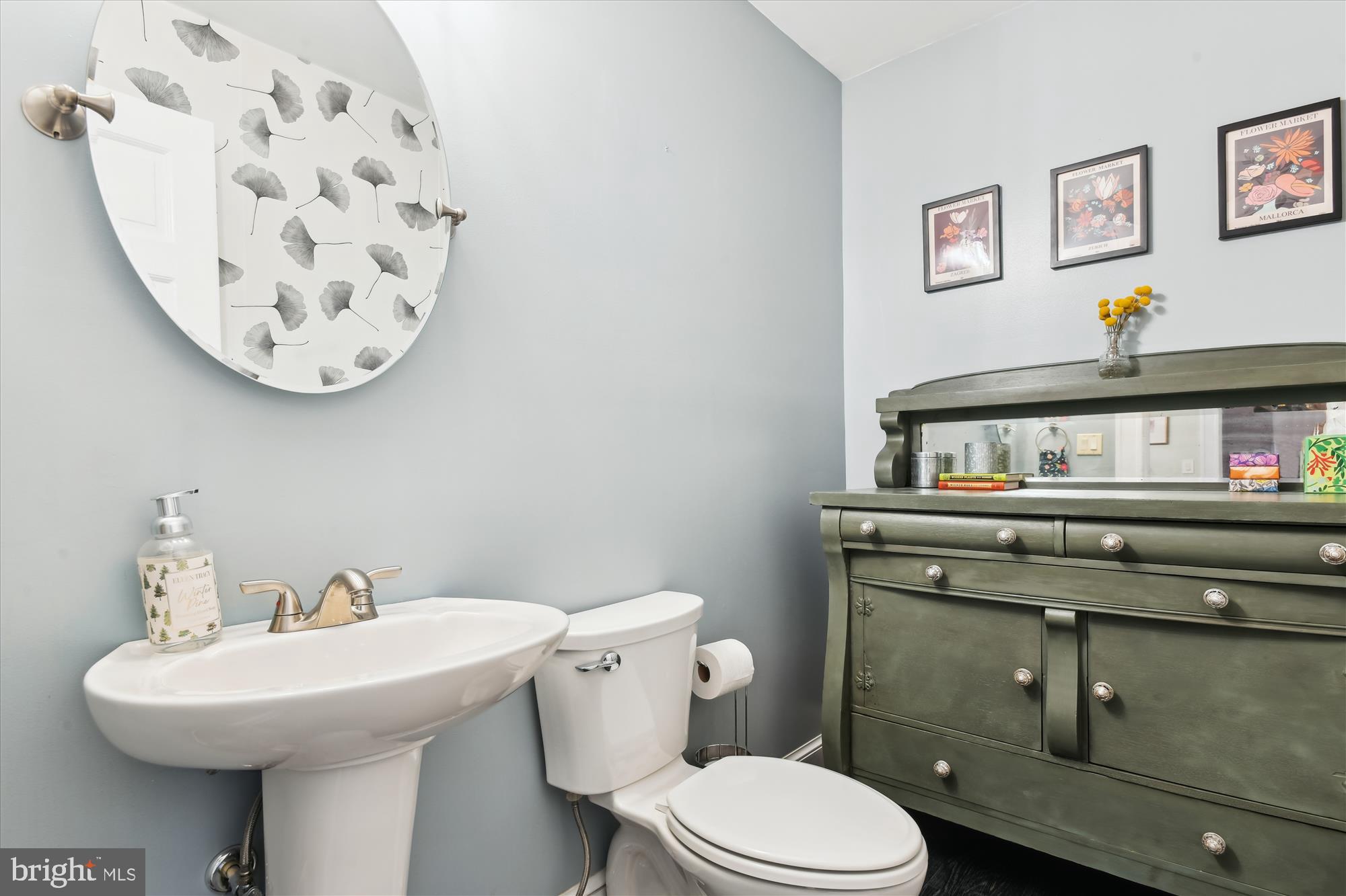 ROLAND PARK - Residential