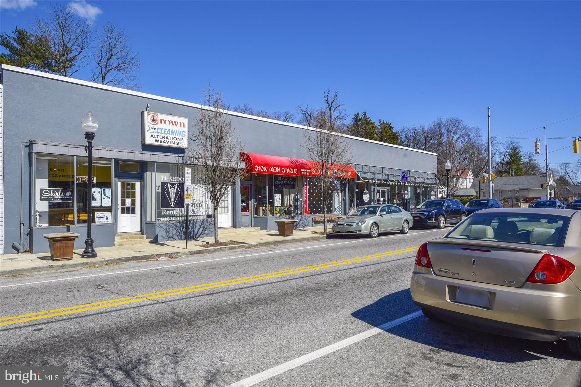 ROLAND PARK - Residential