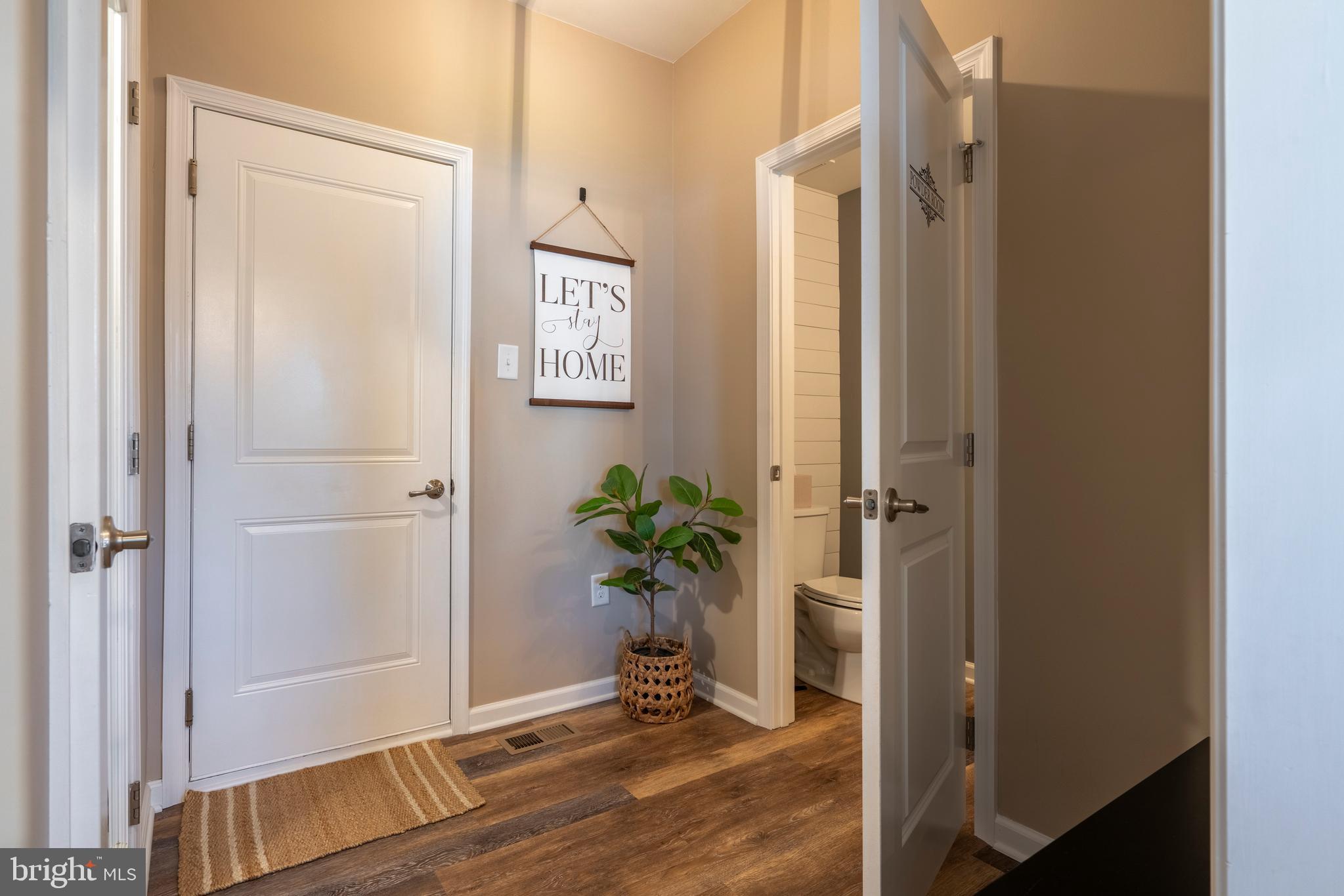 MACOBY RUN - Residential