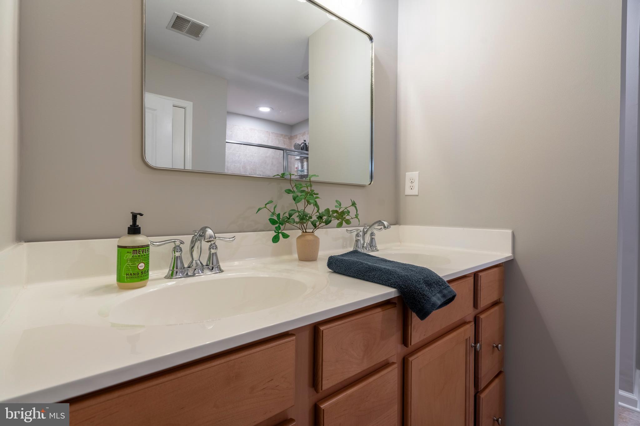 MACOBY RUN - Residential