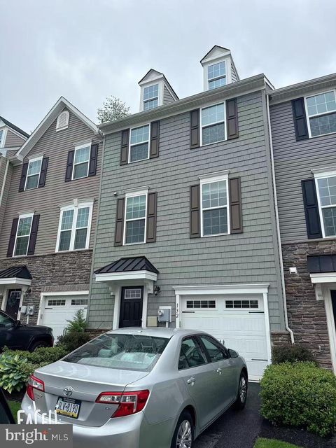 132 MULBERRY DRIVE MALVERN PA 19355