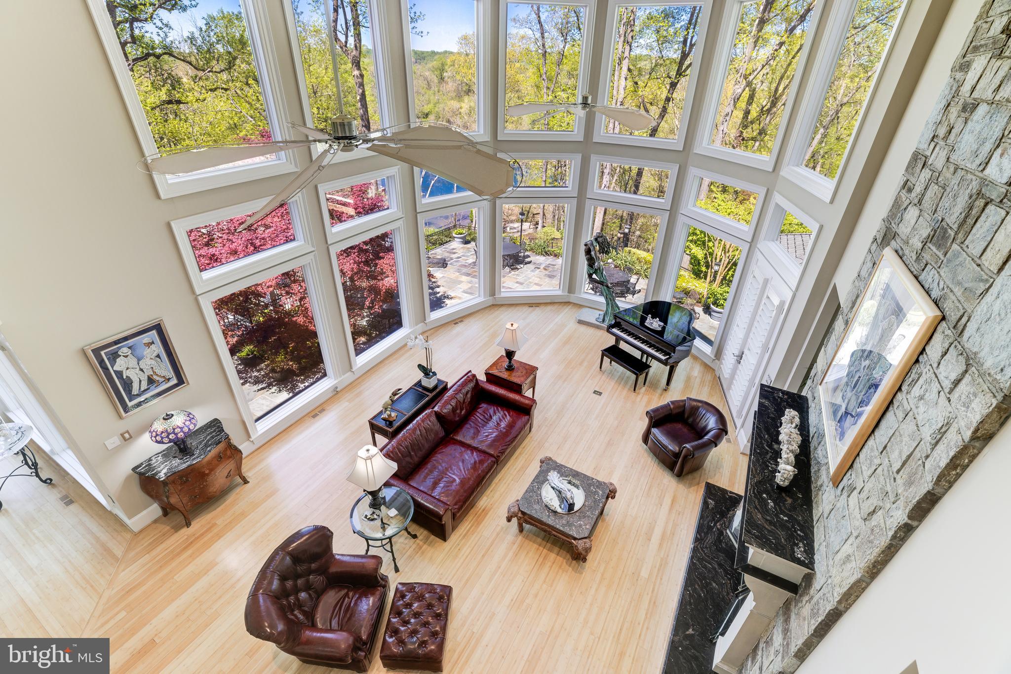 EAGLE ROCK - Residential