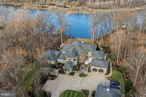 Homes For Sale - 658 Live Oak Drive<br/> MCLEAN, VA 22101